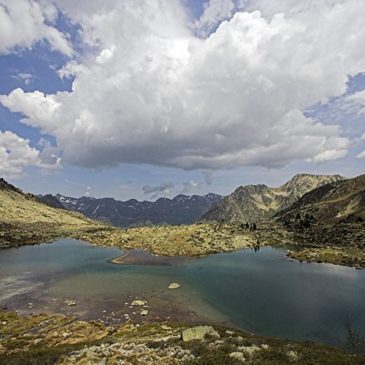 Lac Blanc au dessus du lac Dets Coubous à Barèges